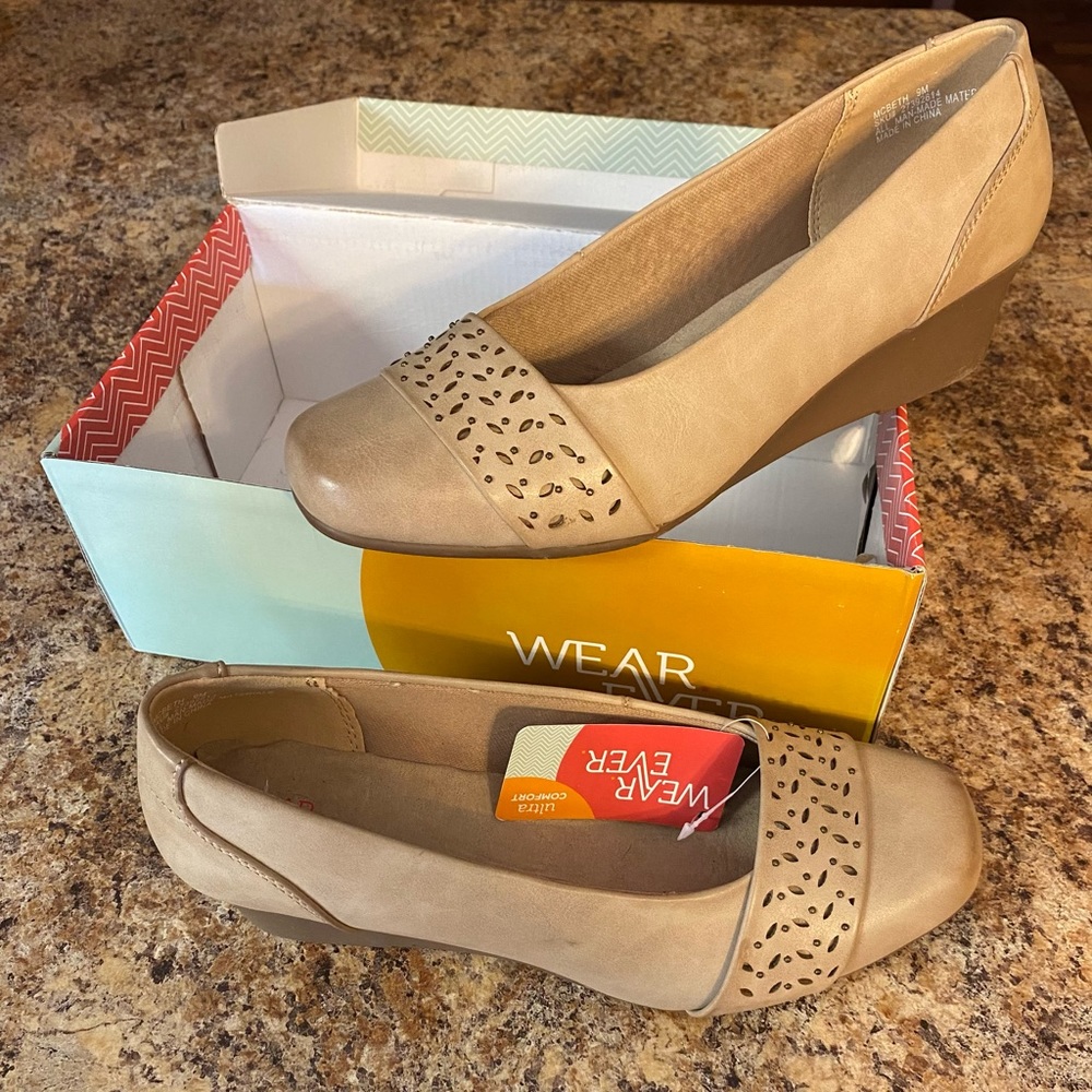 Womens wedged heals